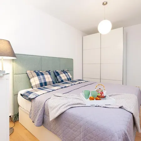 Apartment Premium Claudia By Aparters Torrevieja