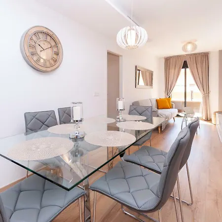 Apartment Premium Claudia By Aparters